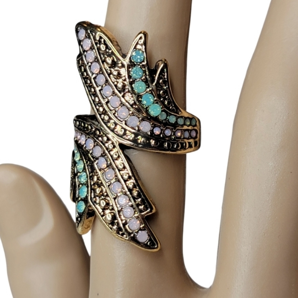 Wrap Around Gold and Green Studded Ring Size 6.5 pink *